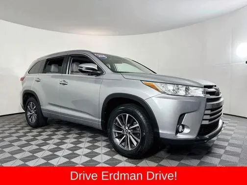 2018 Toyota Highlander XLE FWD photo