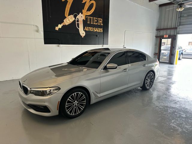 2018 BMW 5 Series 530i RWD photo