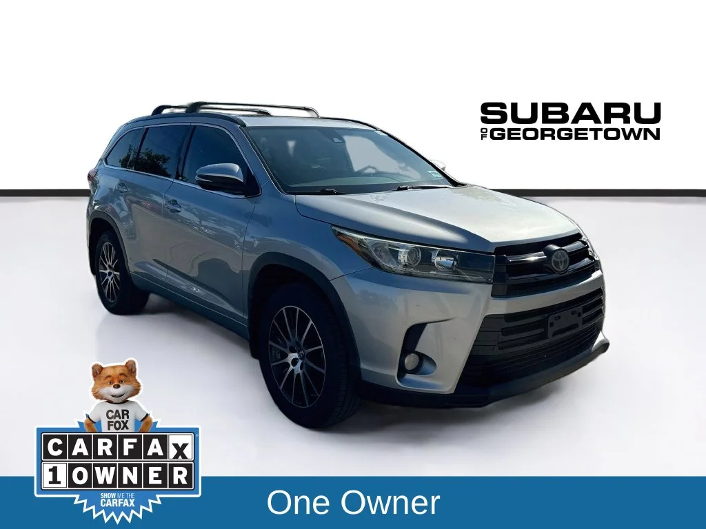 2018 Toyota Highlander SE FWD photo