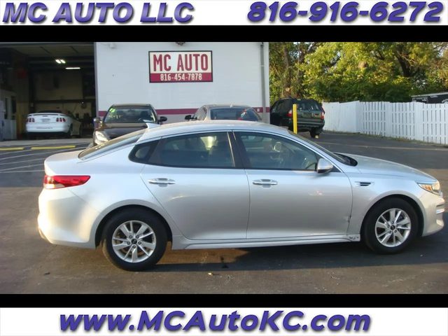 2018 Kia Optima LX FWD photo