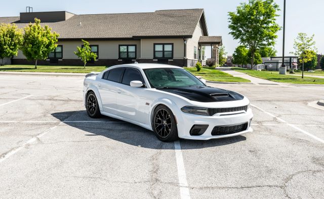 2018 Dodge Charger R/T Scat Pack RWD photo