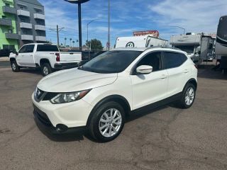 2017 Nissan Rogue Sport SV FWD photo