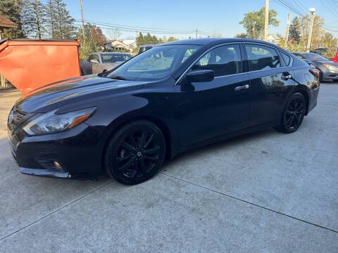 2018 Nissan Altima 2.5 SR FWD photo