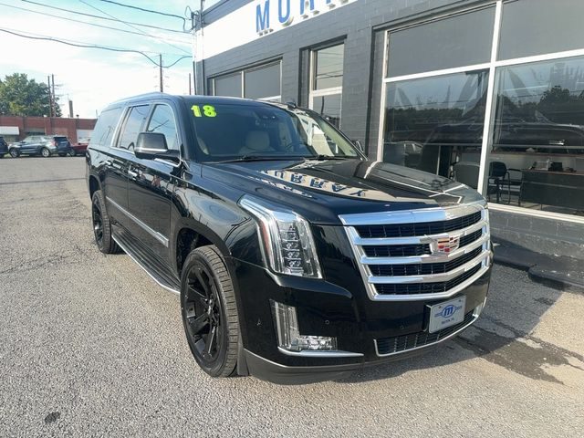 2018 Cadillac Escalade ESV Luxury 4WD photo