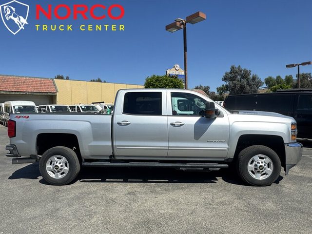 2018 Chevrolet Silverado 2500HD LT 4WD photo