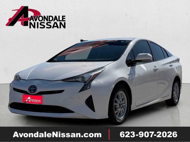 2018 Toyota Prius Three FWD photo