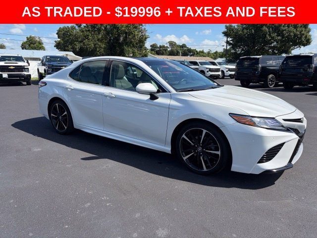 2018 Toyota Camry XSE V6 FWD photo
