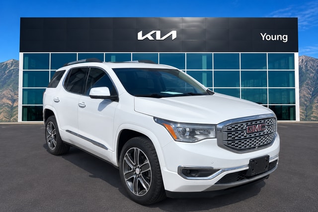 2018 GMC Acadia Denali AWD photo
