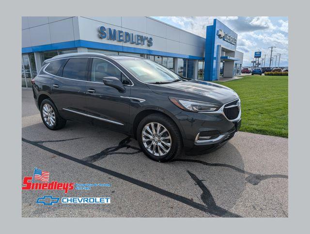 2018 Buick Enclave Essence AWD photo