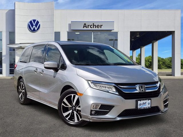 2018 Honda Odyssey Elite FWD photo