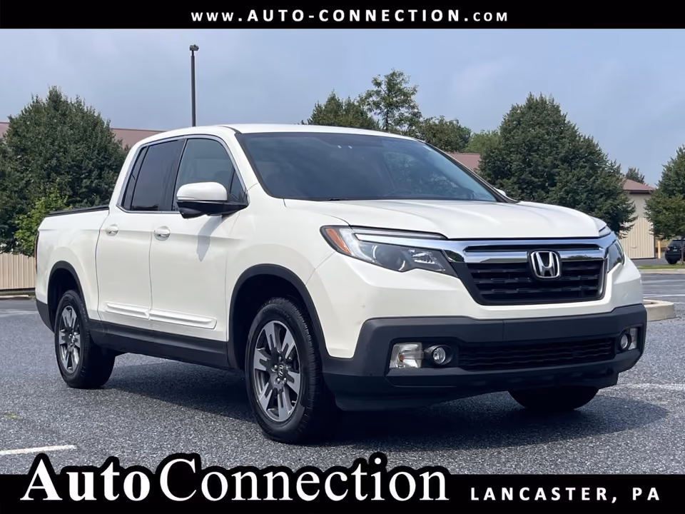 2018 Honda Ridgeline RTL-T AWD photo