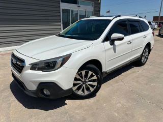 2018 Subaru Outback Touring AWD photo