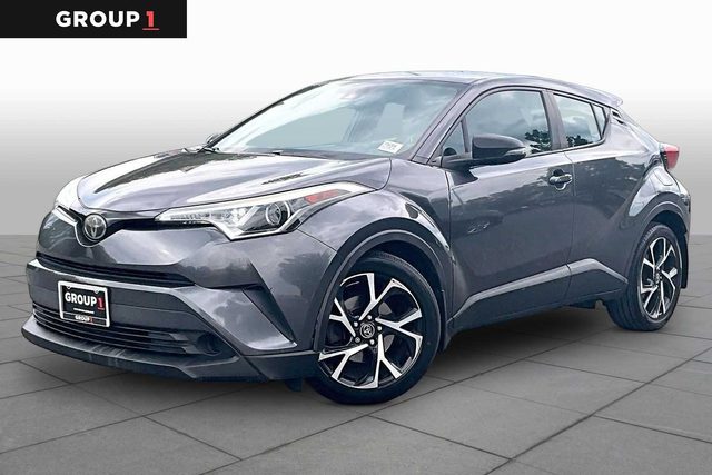 2018 Toyota C-HR XLE FWD photo