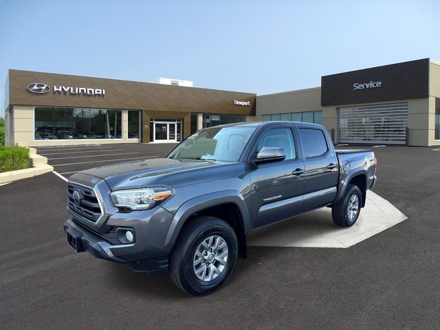 2018 Toyota Tacoma SR5 4WD photo