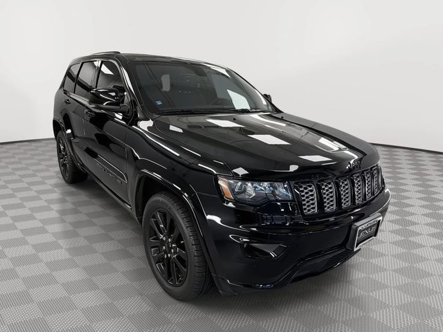 2018 Jeep Grand Cherokee Altitude 4WD photo