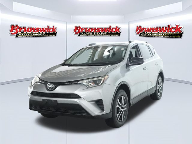 2018 Toyota RAV4 LE AWD photo