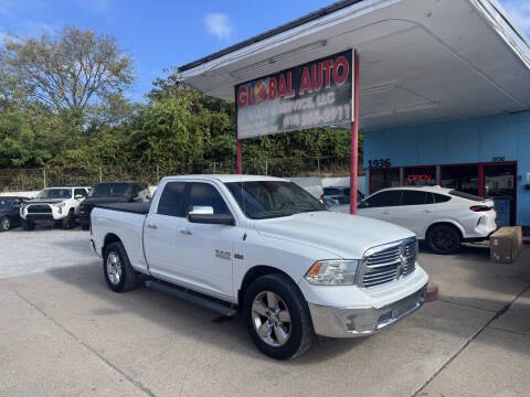 2016 Ram 1500 Big Horn 4WD photo