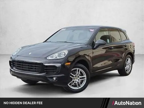 2016 Porsche Cayenne  AWD photo