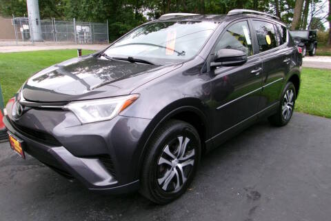 2018 Toyota RAV4 LE AWD photo