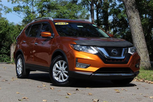 2018 Nissan Rogue SV AWD photo