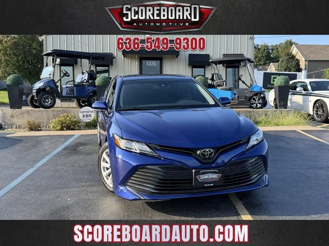 2018 Toyota Camry LE FWD photo