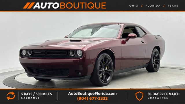 2018 Dodge Challenger SXT Plus RWD photo
