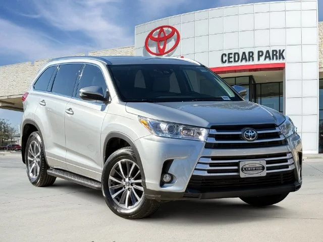 2018 Toyota Highlander XLE FWD photo
