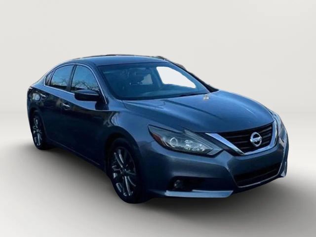 2018 Nissan Altima 2.5 SR FWD photo