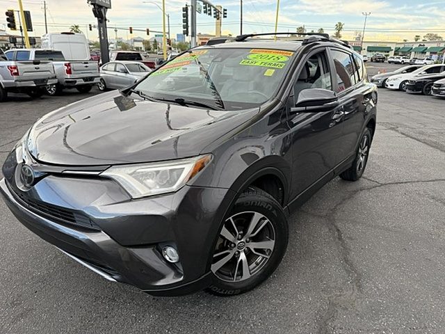 2018 Toyota RAV4 XLE FWD photo