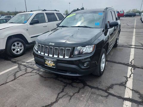 2016 Jeep Compass Latitude FWD photo