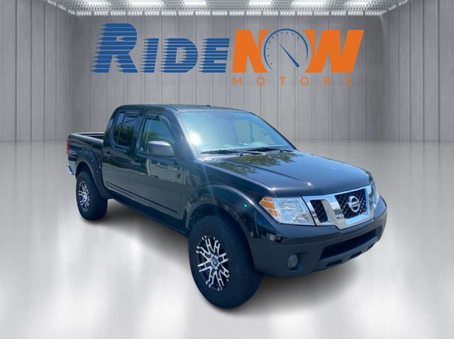 2016 Nissan Frontier SV 4WD photo