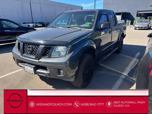 2015 Nissan Frontier Desert Runner RWD photo