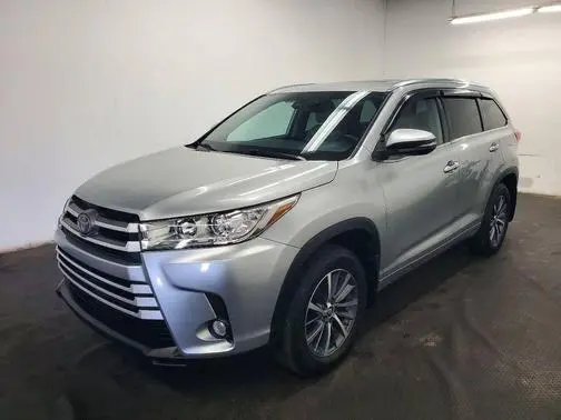 2018 Toyota Highlander XLE AWD photo