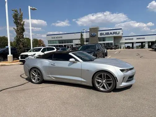 2017 Chevrolet Camaro 1LT RWD photo