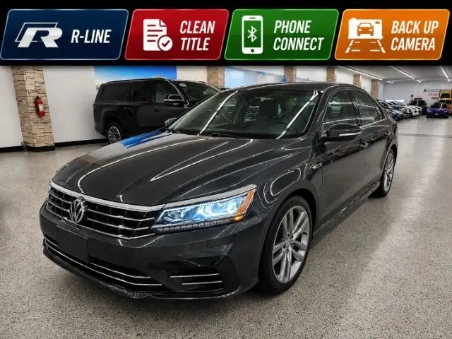 2018 Volkswagen Passat R-Line FWD photo