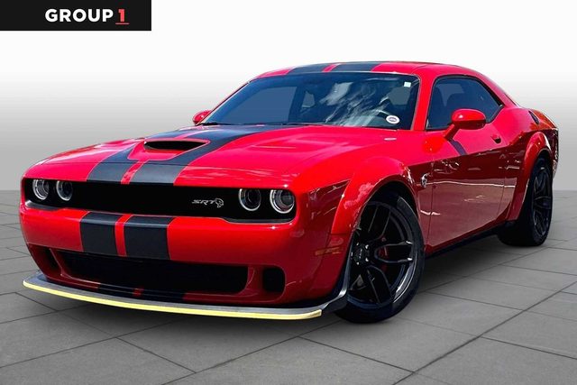 2018 Dodge Challenger SRT Hellcat Widebody RWD photo
