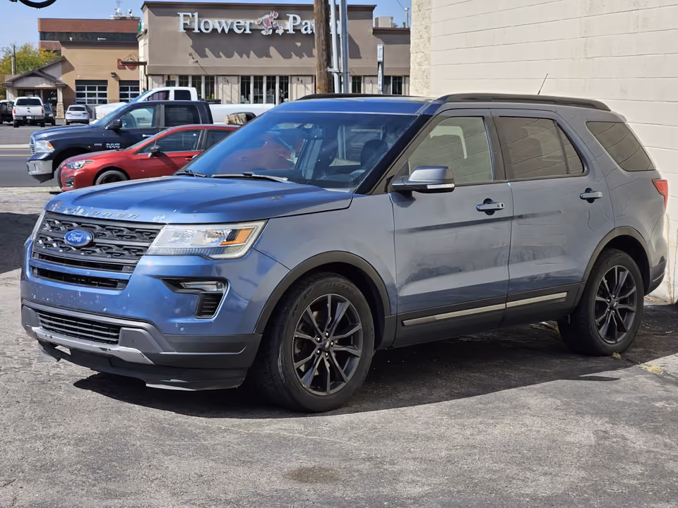 2018 Ford Explorer XLT 4WD photo