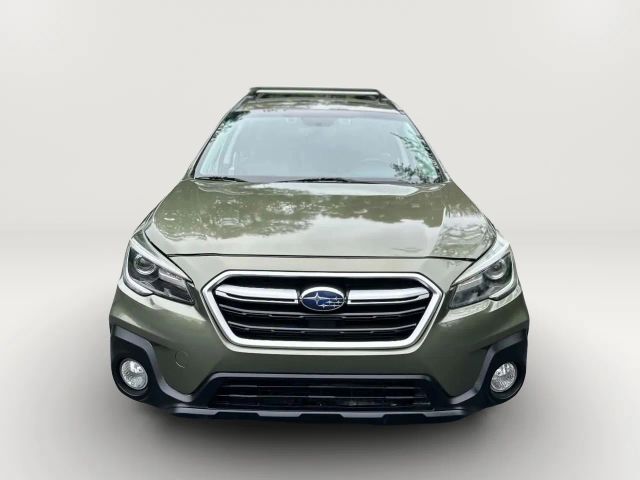 2018 Subaru Outback Touring AWD photo