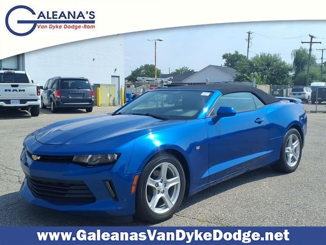 2018 Chevrolet Camaro 1LT RWD photo