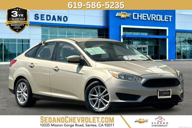 2018 Ford Focus SE FWD photo