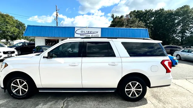 2018 Ford Expedition Max XLT 4WD photo