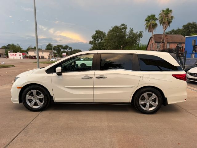2018 Honda Odyssey EX-L FWD photo