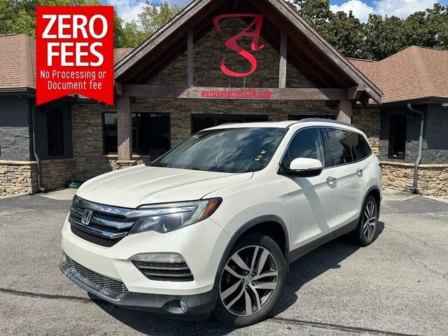 2018 Honda Pilot Touring FWD photo