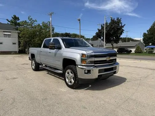 2018 Chevrolet Silverado 2500HD LT 4WD photo