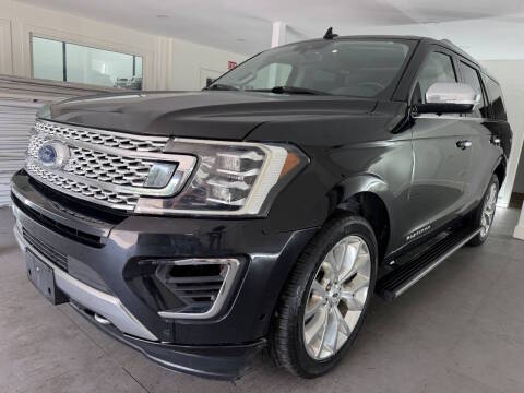 2018 Ford Expedition Platinum 4WD photo