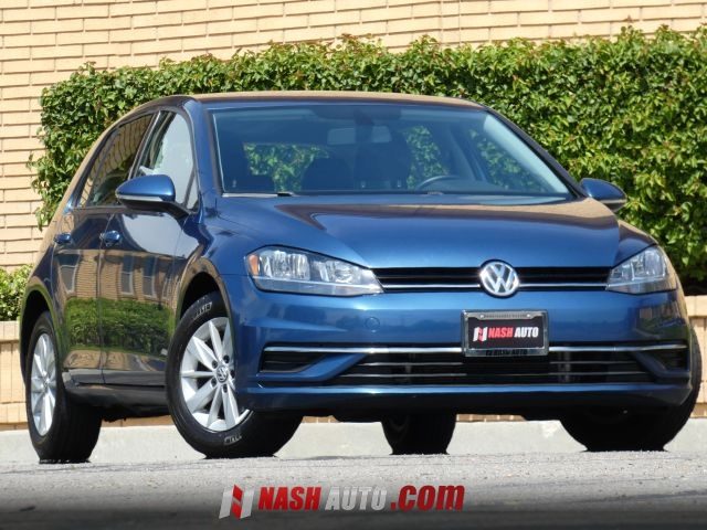 2018 Volkswagen Golf S FWD photo