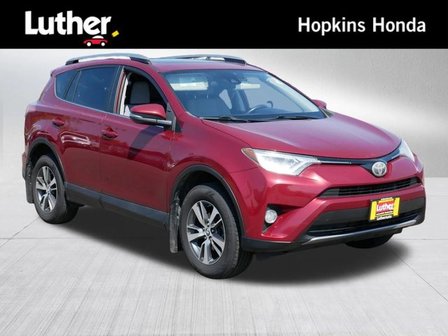 2018 Toyota RAV4 XLE AWD photo