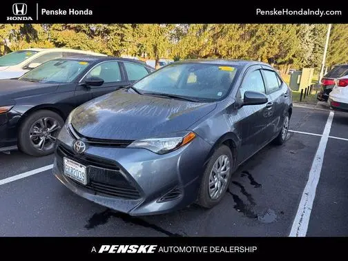2018 Toyota Corolla LE FWD photo