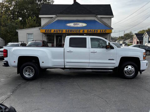 2018 Chevrolet Silverado 3500HD High Country 4WD photo