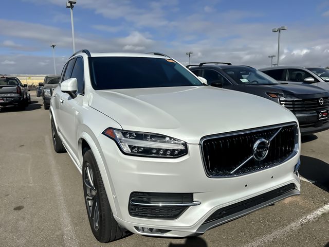 2018 Volvo XC90 Momentum FWD photo
